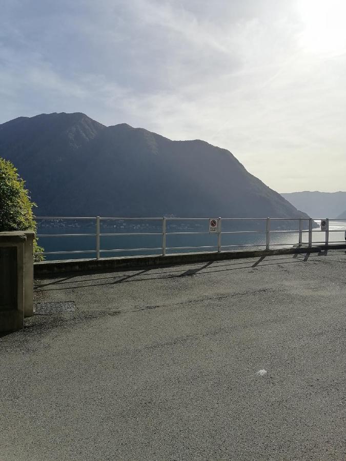 Vista Lago Panoramica Colonno Eksteriør billede